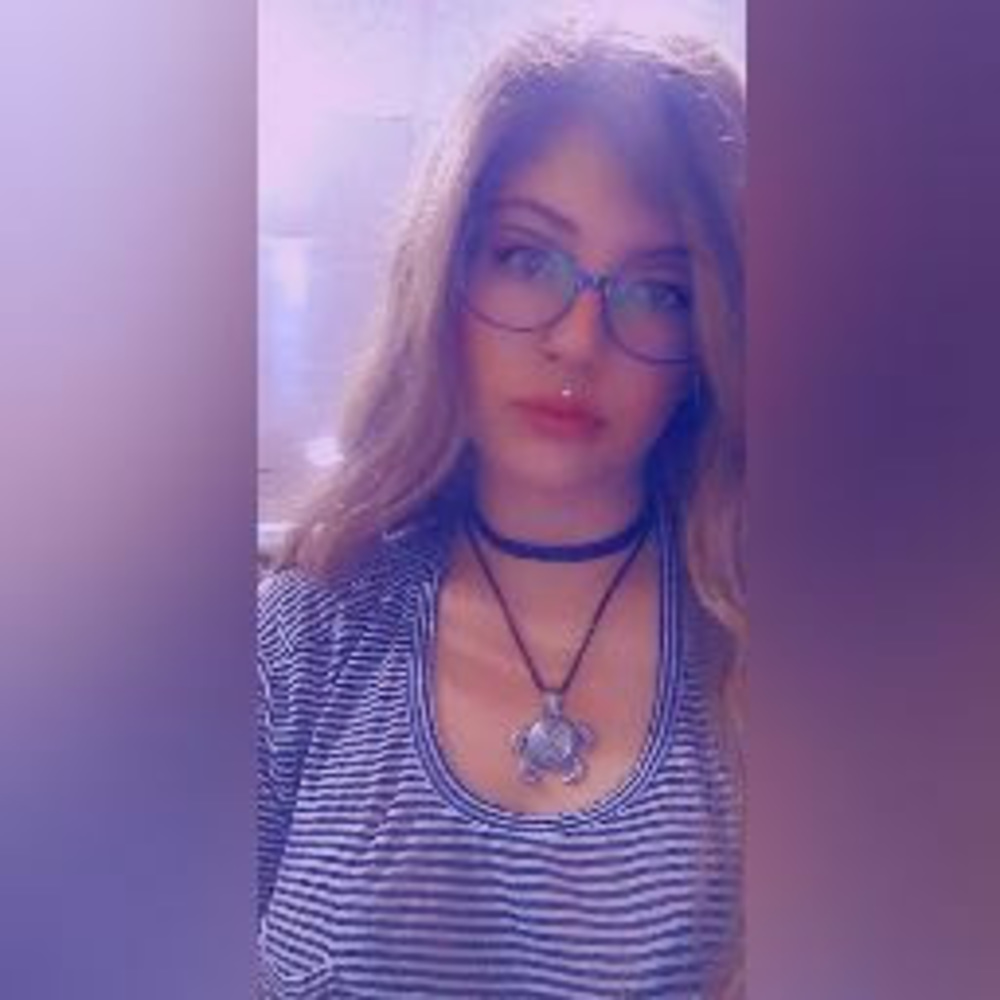 Meet your Posher, Ashlee